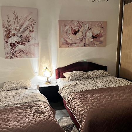 Hardy'S Apartment เบลเกรด ภายนอก รูปภาพ